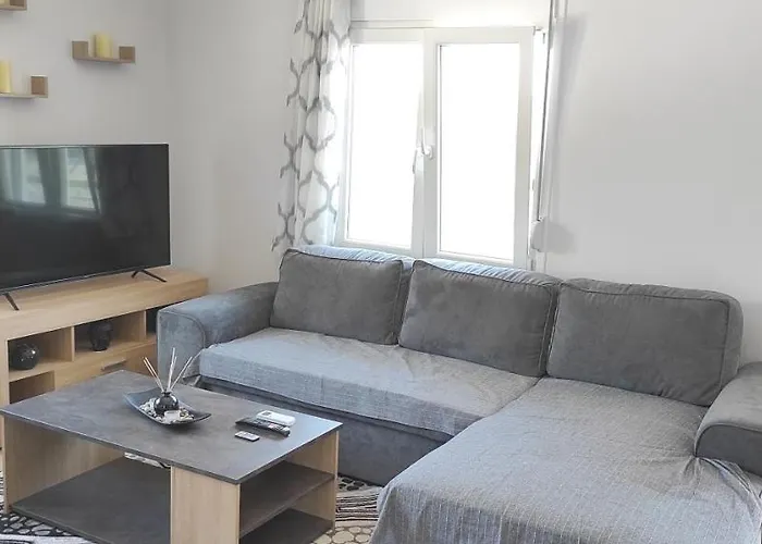 Lägenhet Spiros - Full Renovated House 2022 *
